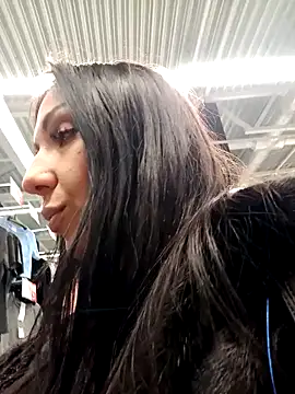 LeticiaWoods online show from 01.04.25