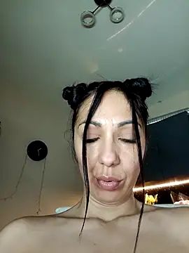 LeticiaWoods online show from 03.17.25