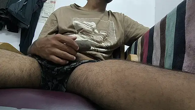 Snapshot of Im_Aryan chatting on 10.26.25 Im Aryan online show from 10.26.25