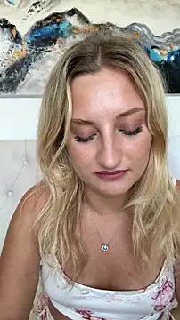 MileySummer online show from 10.03.25