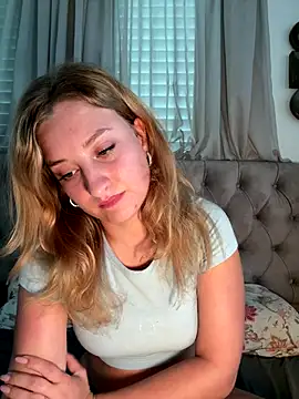 MileySummer online show from 11.11.25