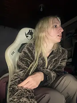 bunnydark00 online show from 07.11.26