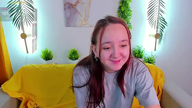 Snapshot of Fera1_Berry chatting on 11.10.25 Fera1 Berry online show from 11.10.25