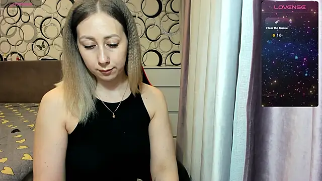 Snapshot of KristinaVegasss chatting on 02.17.25 KristinaVegasss online show from 02.17.25