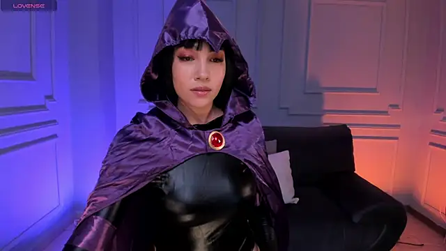 RossieRhoades online show from 10.31.25