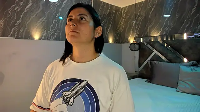 SarahDeyvis online show from 12.19.24