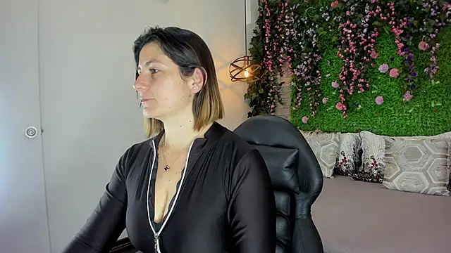 SarahDeyvis online show from 03.02.26