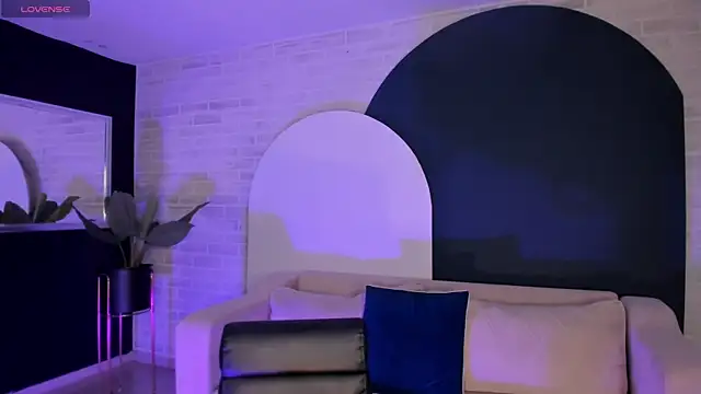 EveBensonX online show from 03.25.26