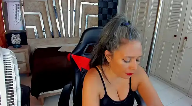 cute sassy online show from 01.03.25