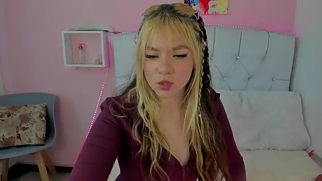 18candys online show from 06.19.26