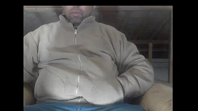 masculine bear daddy online show from 01.08.25