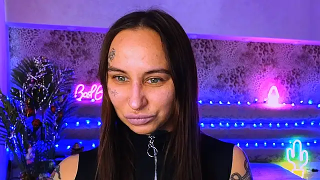 Snapshot of Cool_Freak_ chatting on 01.02.25 Cool Freak online show from 01.02.25