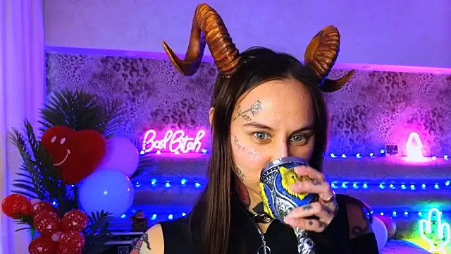 Snapshot of Cool_Freak_ chatting on 02.21.25 Cool Freak online show from 02.21.25