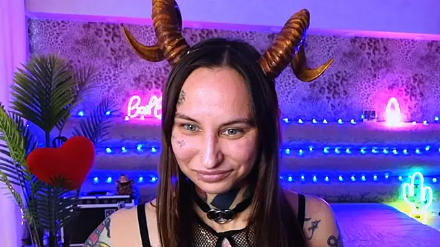 Snapshot of Cool_Freak_ chatting on 03.19.25 Cool Freak online show from 03.19.25