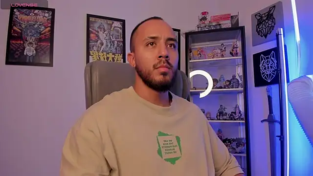 Snapshot of luck_spartans chatting on 10.11.25 luck spartans online show from 10.11.25