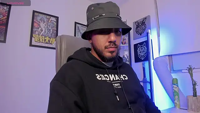 Snapshot of luck_spartans chatting on 10.12.25 luck spartans online show from 10.12.25