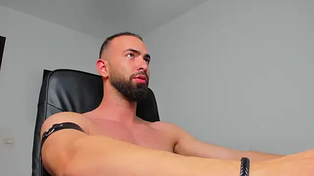 MichaelMasterss online show from 12.13.24