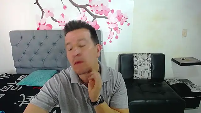 Snapshot of amaya_627 chatting on 12.21.24 amaya 627 online show from 12.21.24