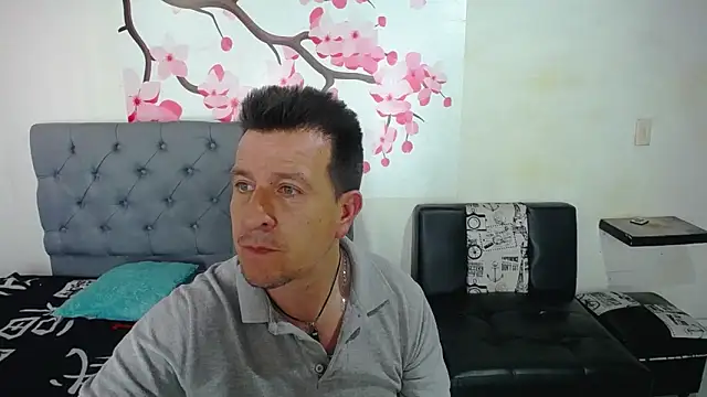 Snapshot of amaya_627 chatting on 12.21.24 amaya 627 online show from 12.21.24