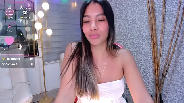 RenataReyes online show from 12.18.24