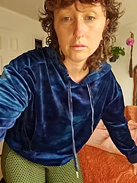 mossy kiss online show from 11.03.25