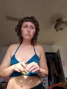 mossy kiss online show from 01.12.26