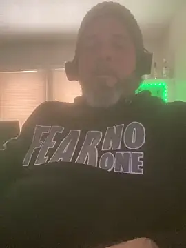 Snapshot of Cristian-Brayan chatting on 01.10.25 Cristian-Brayan online show from 01.10.25