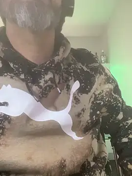 Snapshot of Cristian-Brayan chatting on 01.12.25 Cristian-Brayan online show from 01.12.25