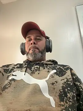 Snapshot of Cristian-Brayan chatting on 09.08.25 Cristian-Brayan online show from 09.08.25