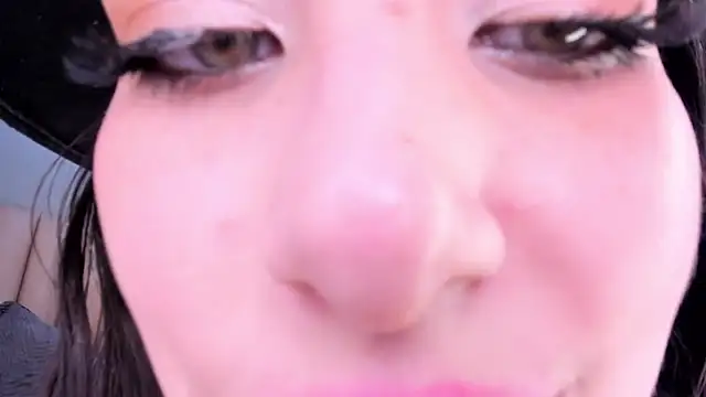 Alexa Thaylor  online show from 01.30.25