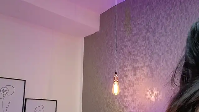 Alexa Thaylor  online show from 01.05.26