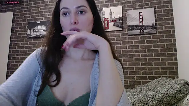  Hot Lady  online show from 12.27.24
