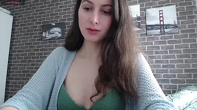  Hot Lady  online show from 12.28.24