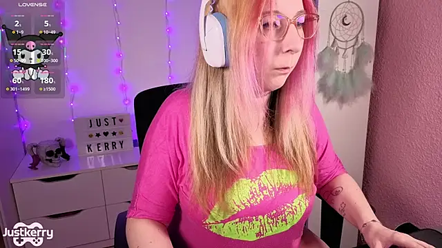 JustKerry online show from 11.11.25