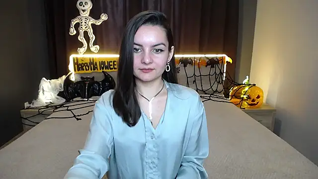 JasmineAsha online show from 10.15.25