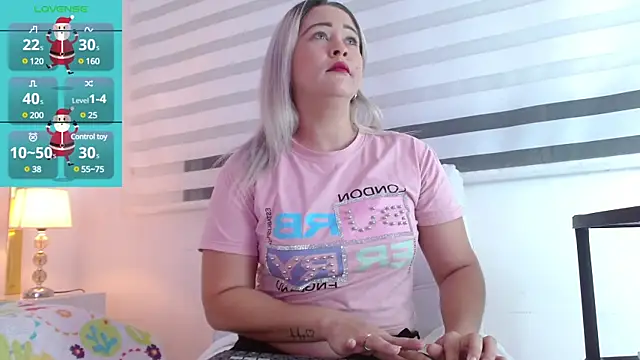 WANDAFOXX1 online show from 01.03.25