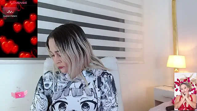 WANDAFOXX1 online show from 03.11.25