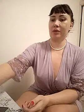 Snapshot of ROXOLANAA_SEXY chatting on 03.02.25 ROXOLANAA SEXY online show from 03.02.25