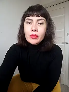 Snapshot of ROXOLANAA_SEXY chatting on 03.10.25 ROXOLANAA SEXY online show from 03.10.25