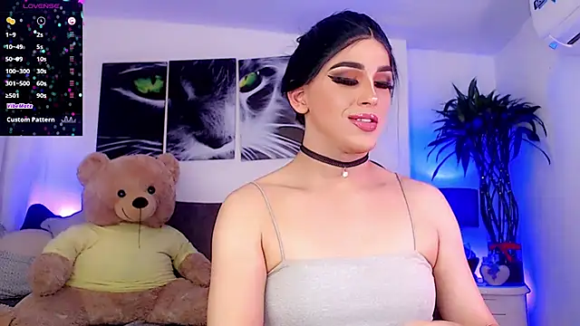 Snapshot of Sophiesweet5 chatting on 02.24.25 Sophiesweet5 online show from 02.24.25