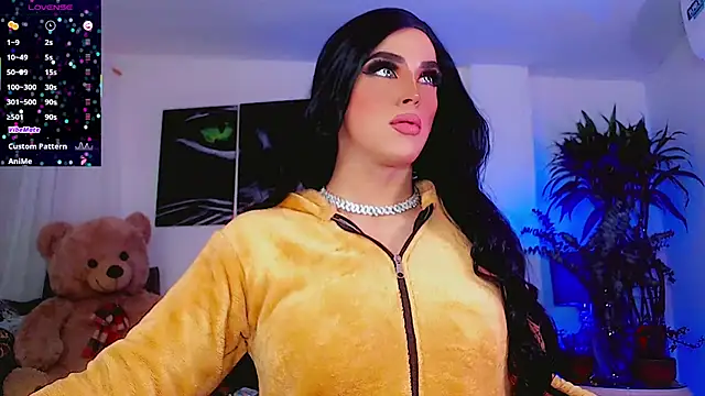 Snapshot of Sophiesweet5 chatting on 09.18.25 Sophiesweet5 online show from 09.18.25