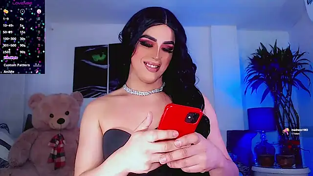 Snapshot of Sophiesweet5 chatting on 10.03.25 Sophiesweet5 online show from 10.03.25