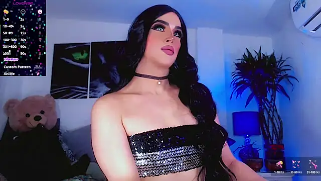 Snapshot of Sophiesweet5 chatting on 10.12.25 Sophiesweet5 online show from 10.12.25