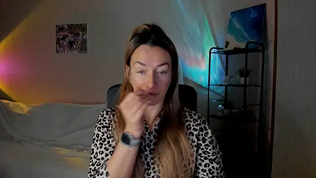 RebeccaMartinez online show from 11.30.25