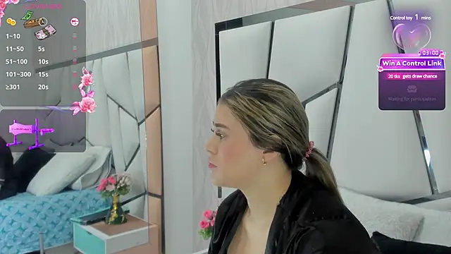 Snapshot of kimberly7_ chatting on 02.21.25 kimberly7 online show from 02.21.25