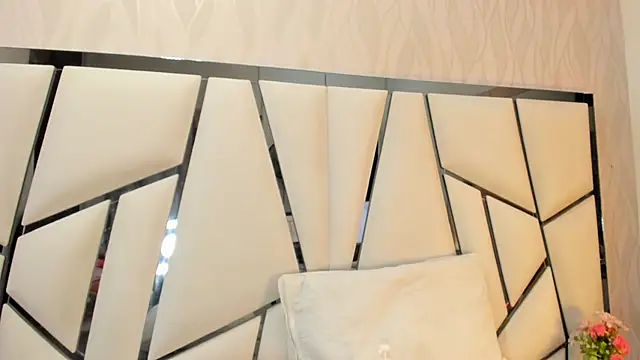 Snapshot of kimberly7_ chatting on 10.13.25 kimberly7 online show from 10.13.25