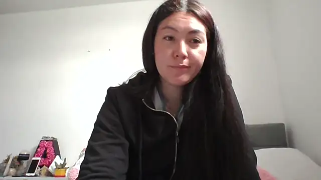 Snapshot of katha_steele_ chatting on 10.21.25 katha steele online show from 10.21.25