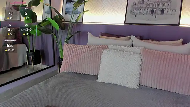 Snapshot of susan_cute198 chatting on 11.08.25 susan cute198 online show from 11.08.25