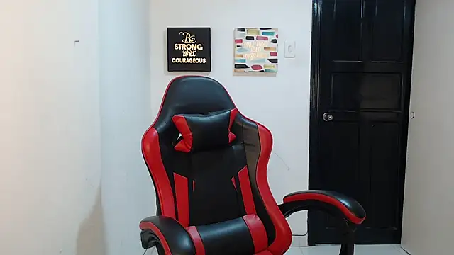 Liamiler01  online show from 09.22.25