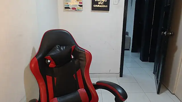 Liamiler01  online show from 02.18.26